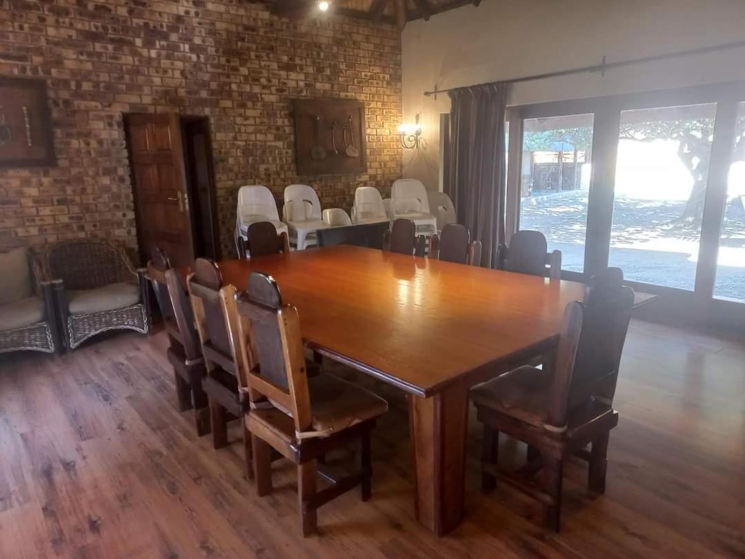 Khaya Africa Guesthouse Мидранд Екстериор снимка
