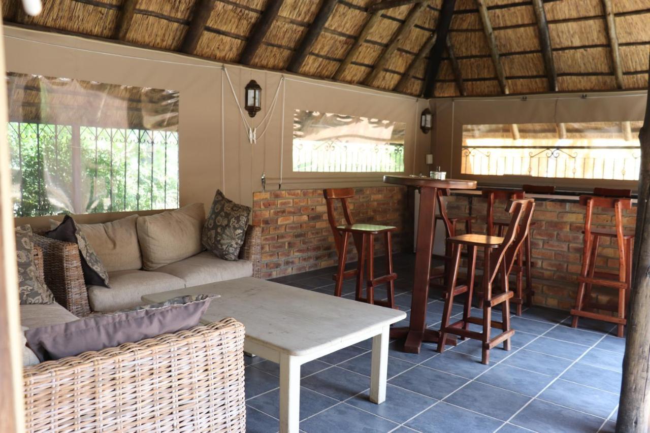 Khaya Africa Guesthouse Мидранд Екстериор снимка